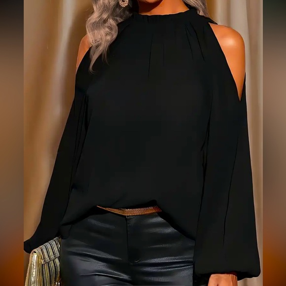 Boutique Tops - NWT Cold Shoulder Ruffle Crew Neck Blouse